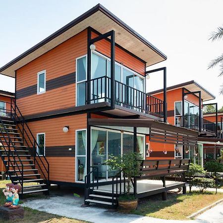 Oyo 755 Rattana Resort Koh Lanta Bagian luar foto