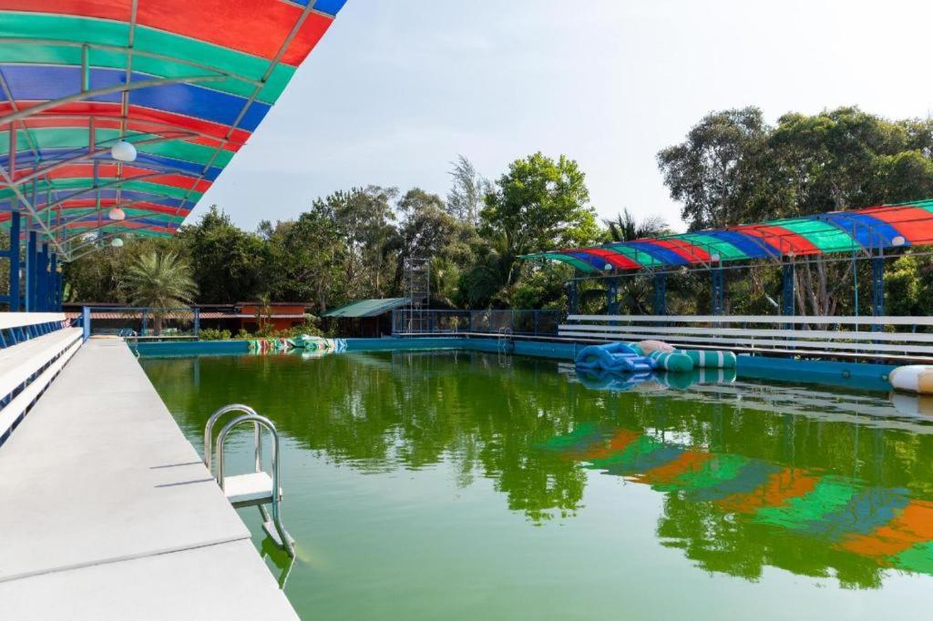 Oyo 755 Rattana Resort Koh Lanta Bagian luar foto
