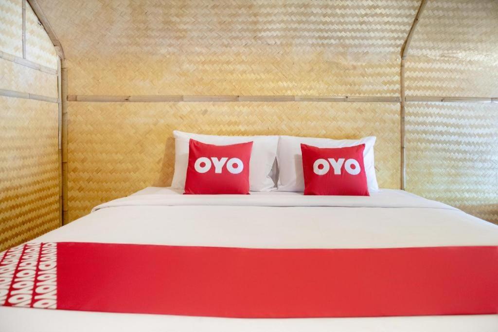 Oyo 755 Rattana Resort Koh Lanta Bagian luar foto