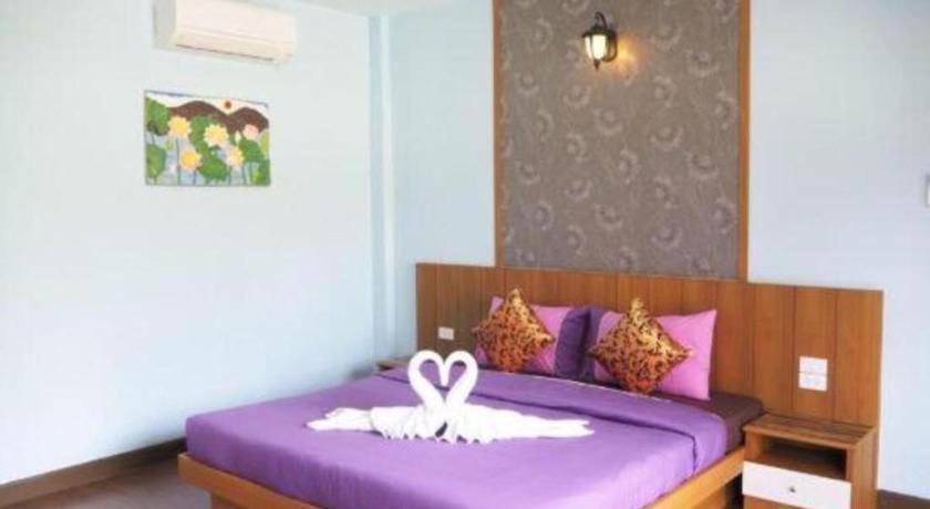 Oyo 755 Rattana Resort Koh Lanta Bagian luar foto
